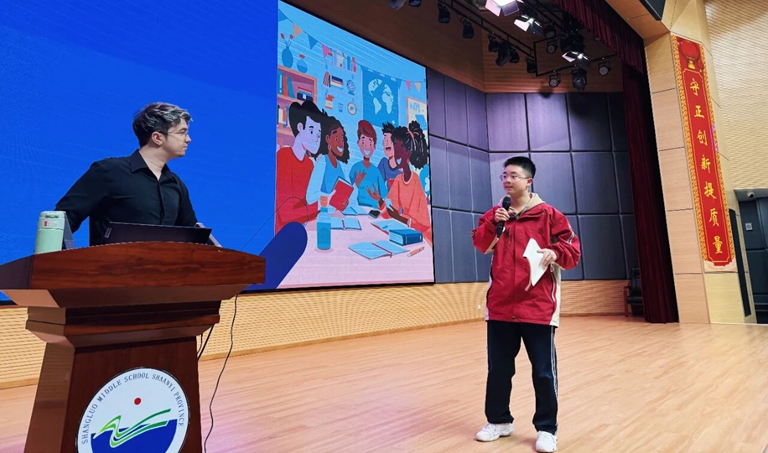 比利时外教Johnno走进商洛中学畅谈英语习得之道